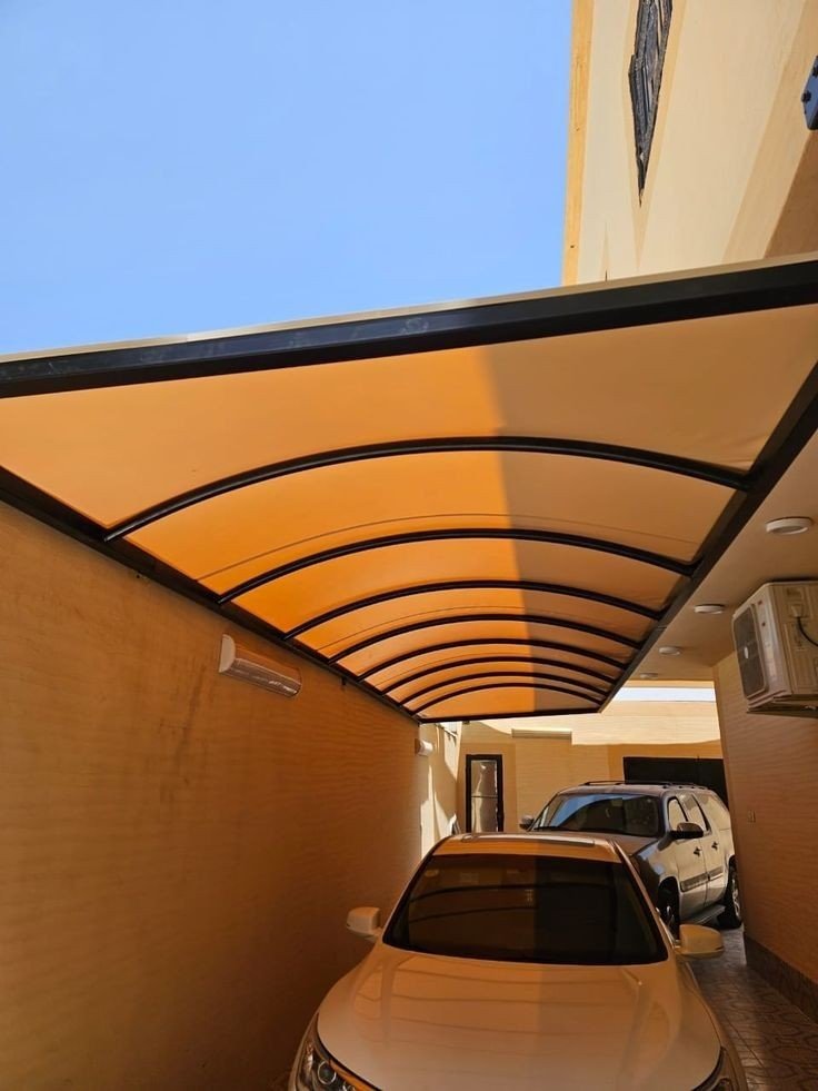 مظلات حدائق في الظهران